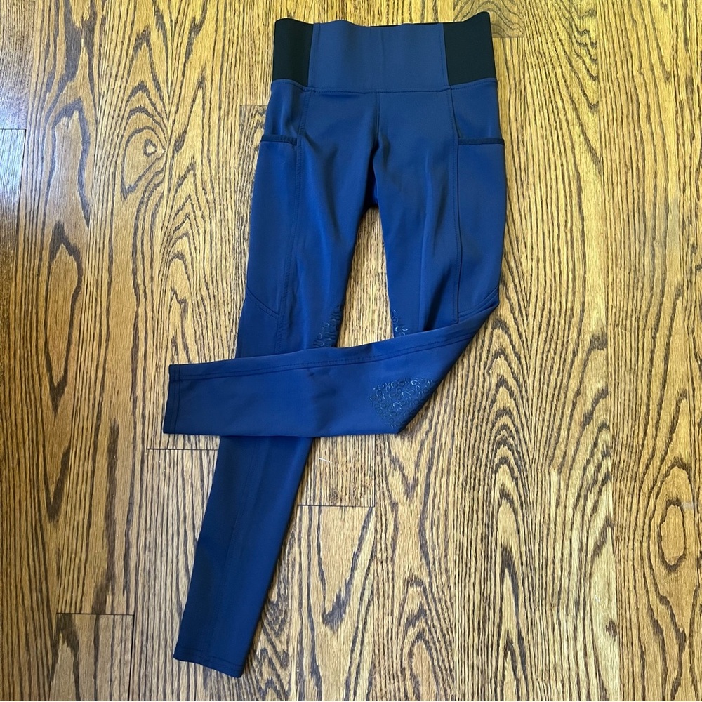 The Stride™ Vitality Knee-Patch Breech/legging
SZ 24, phone pockets. NWOT